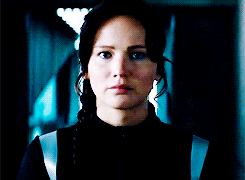 GIF animado (68250) Katniss asustada